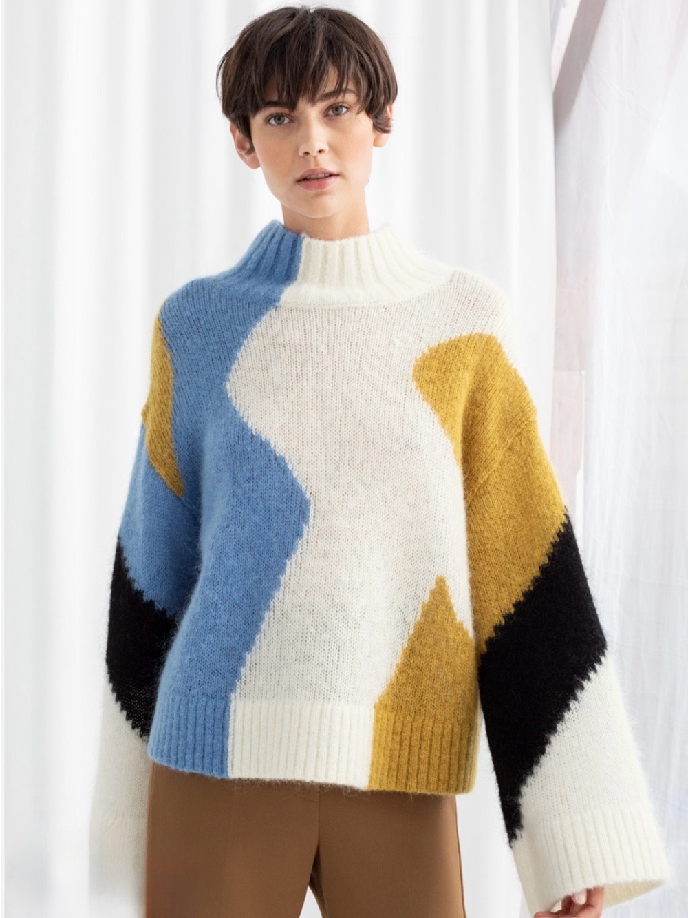 & Other Stories L Color Block Mock Neck Flared Sleeve Drop Shoulders Sweater